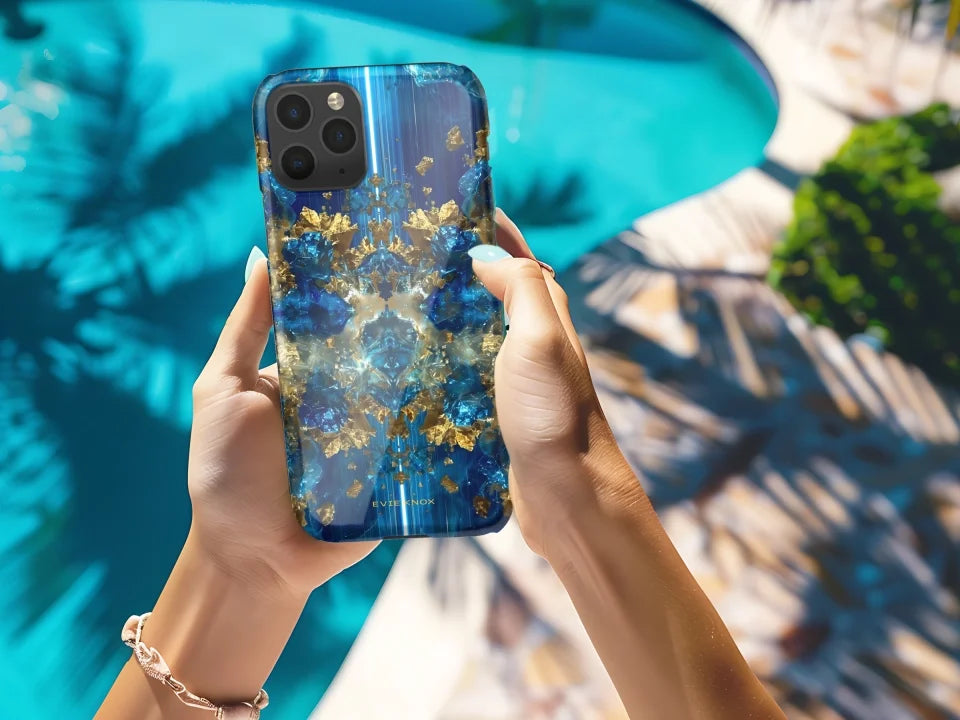 iPhone11Pro_SnapCase_w_Woman_24