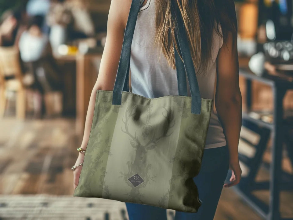 ToteBag-Mockup-w-Woman-16